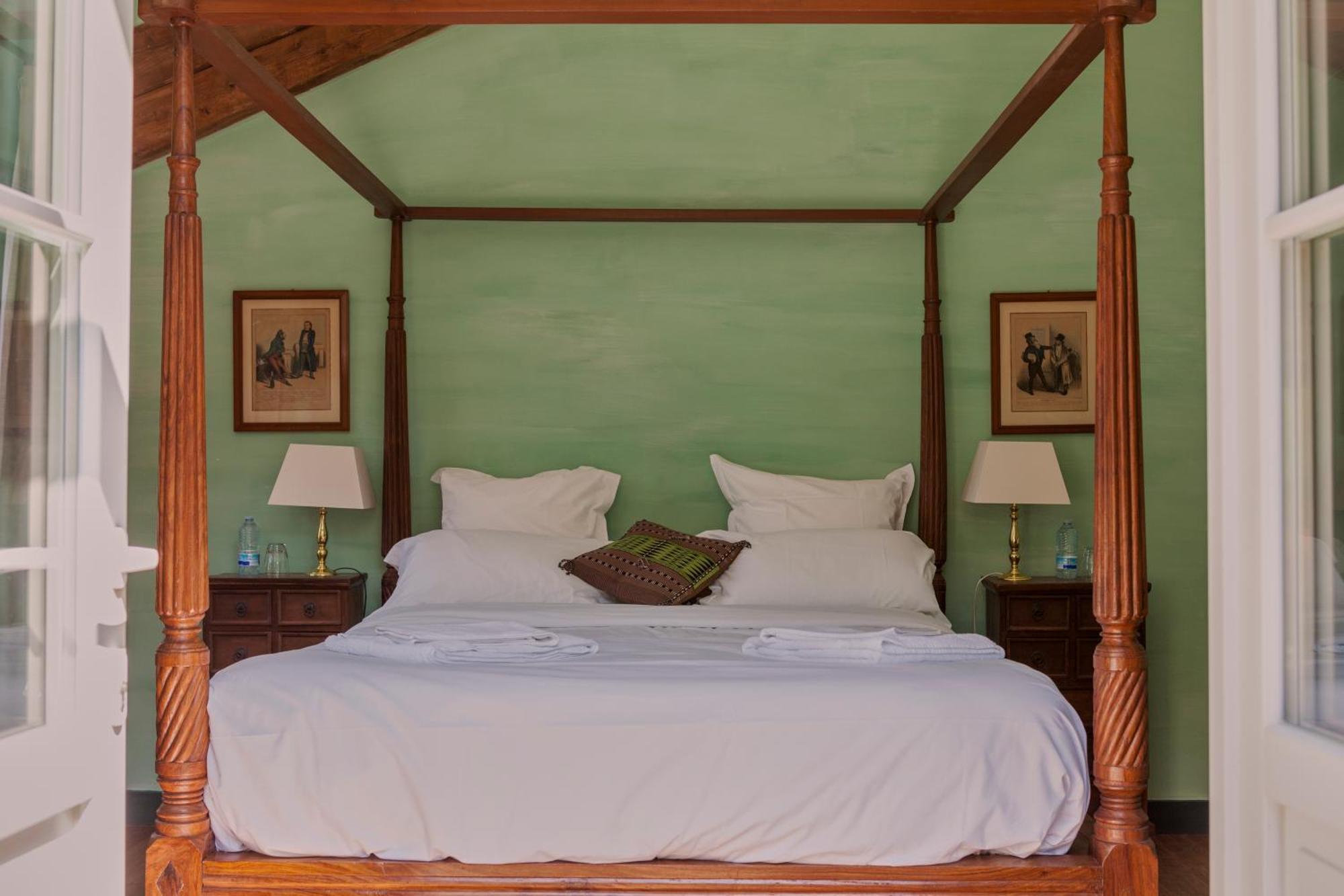 Chez Jules Et Leonie Bed & Breakfast Valmondois Dış mekan fotoğraf